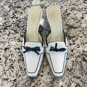 Coach Marielle white with black piping mules
